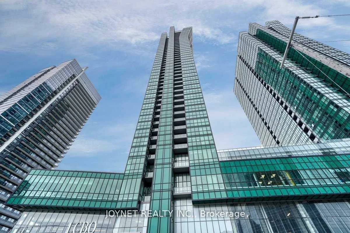 9, Bogert, Lansing-Westgate, Toronto