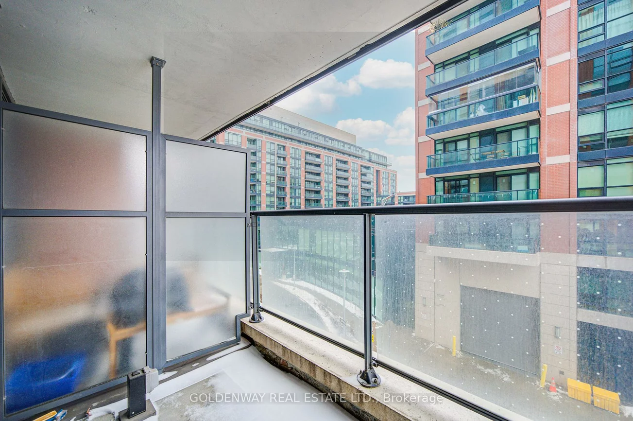 31, Tippett, Clanton Park, Toronto