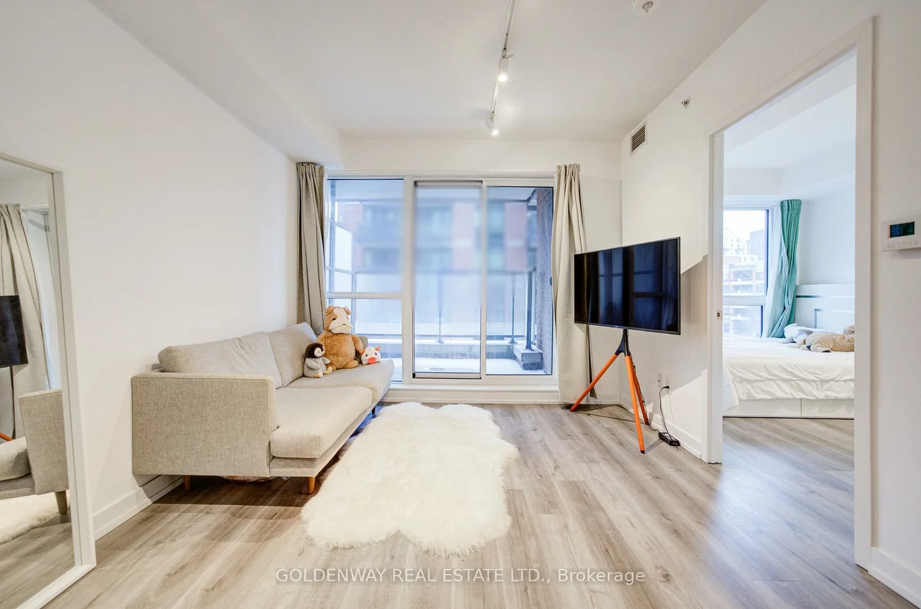 31, Tippett, Clanton Park, Toronto