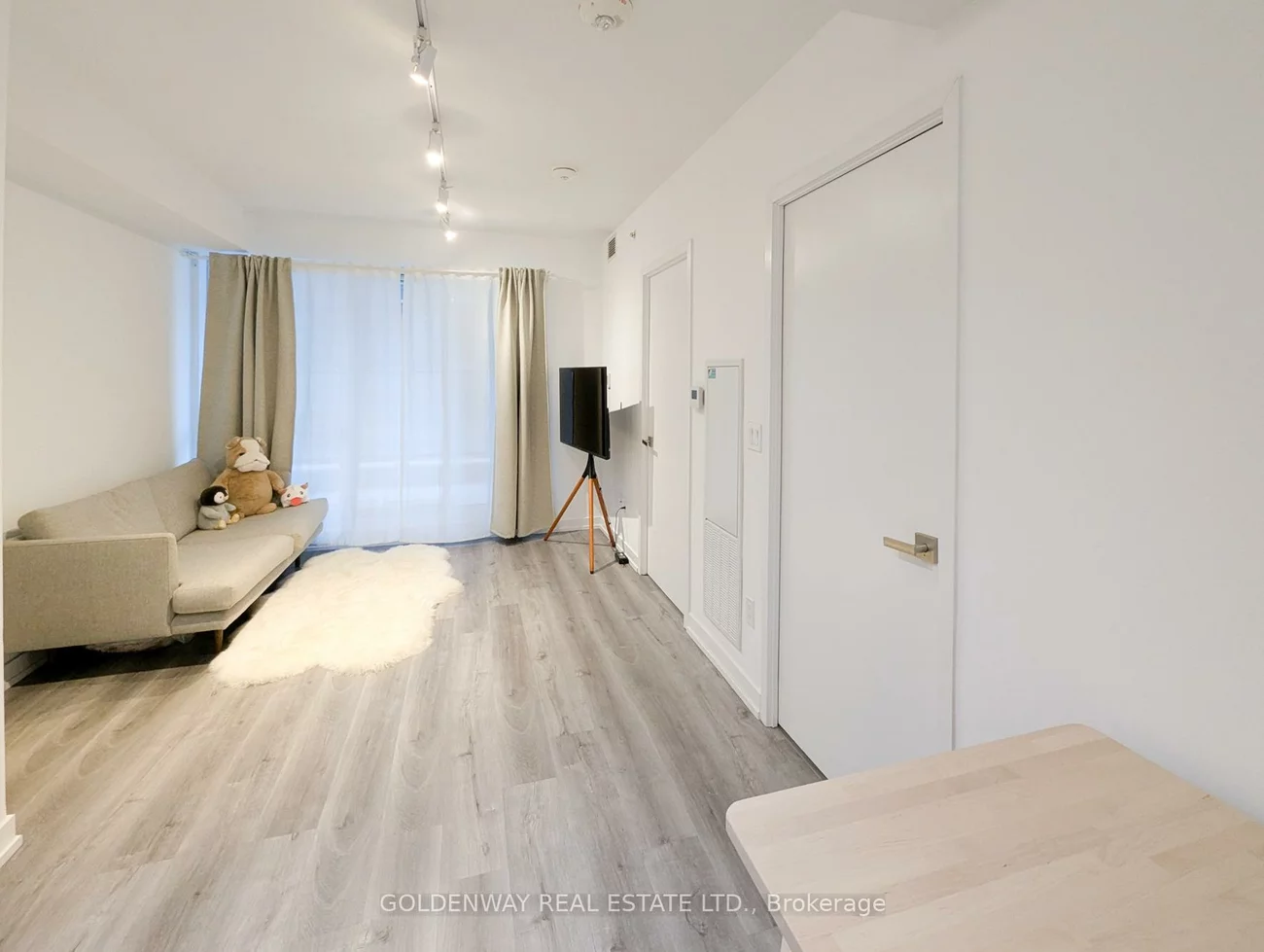 31, Tippett, Clanton Park, Toronto