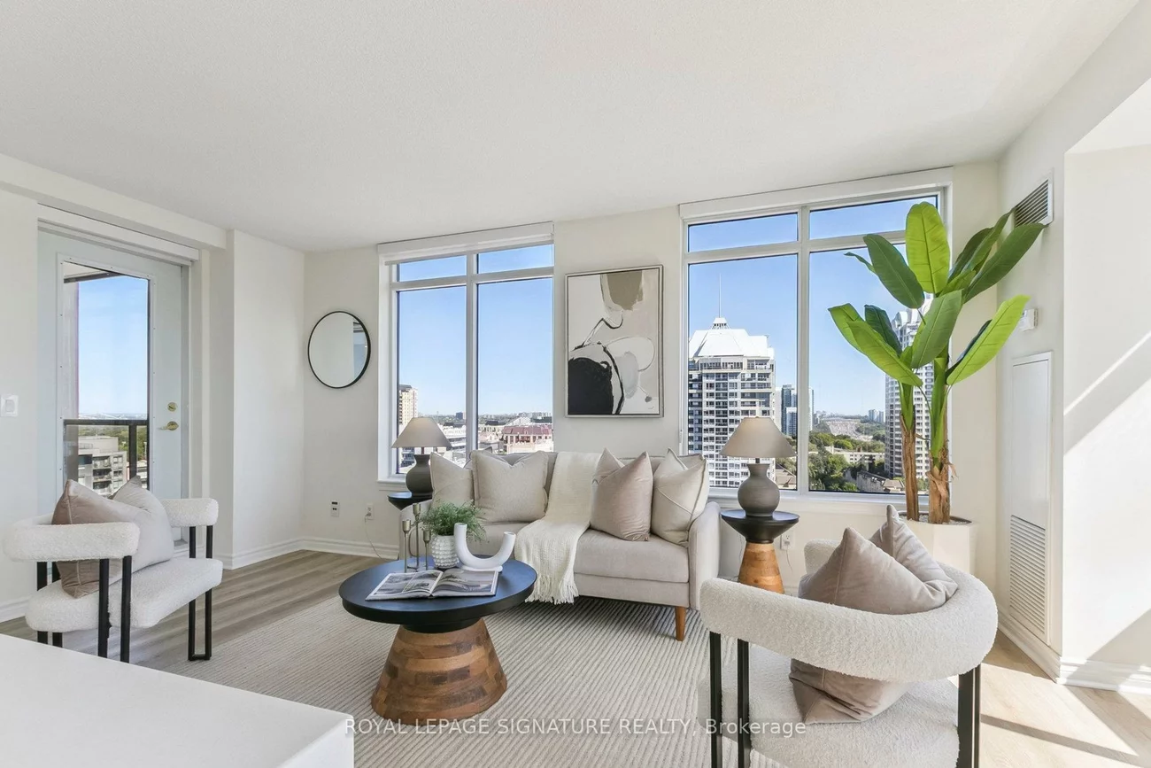 18, Kenaston, Bayview Village, Toronto