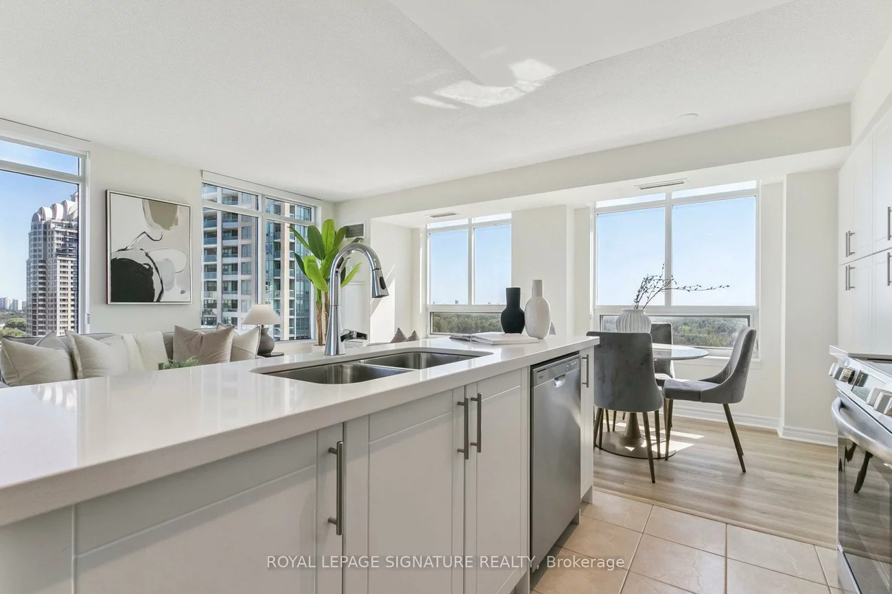 18, Kenaston, Bayview Village, Toronto