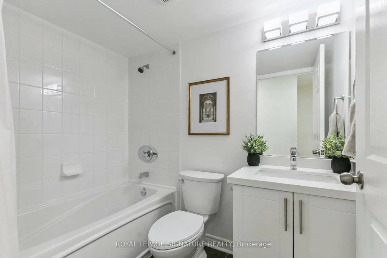 18, Kenaston, Bayview Village, Toronto