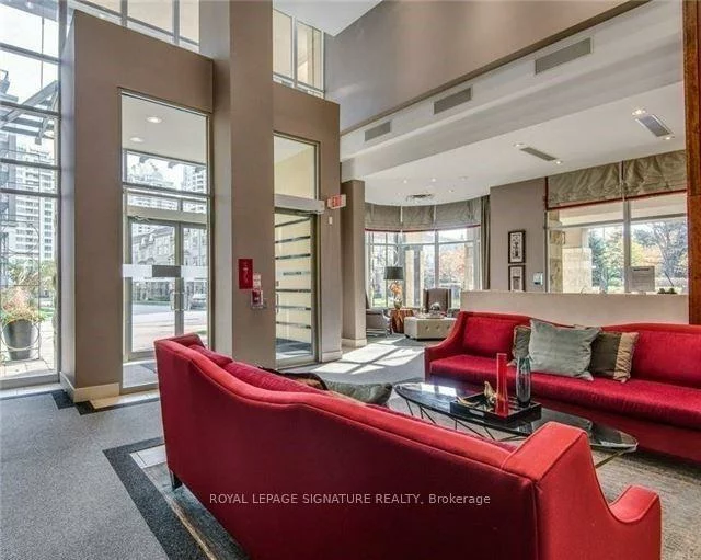 18, Kenaston, Bayview Village, Toronto