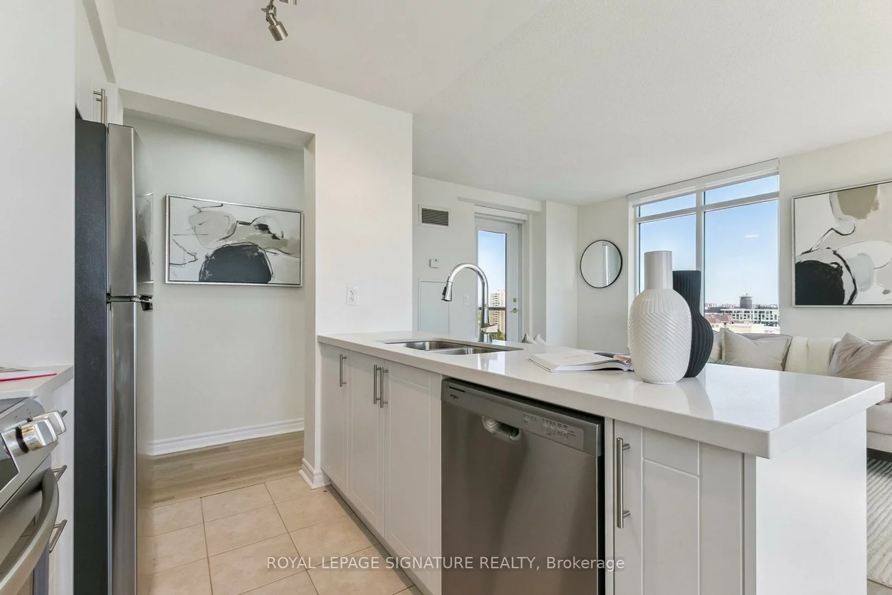 18, Kenaston, Bayview Village, Toronto