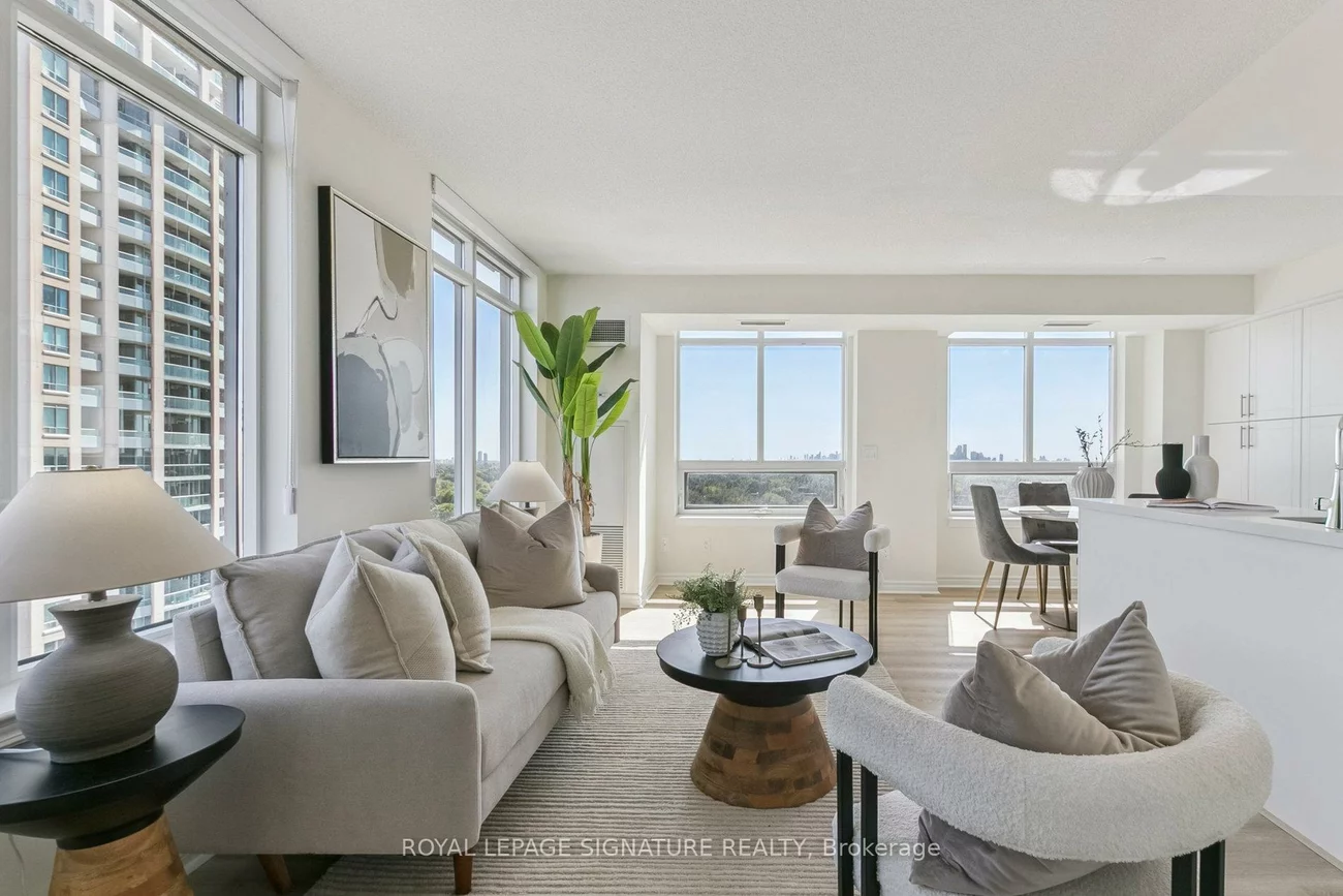 18, Kenaston, Bayview Village, Toronto