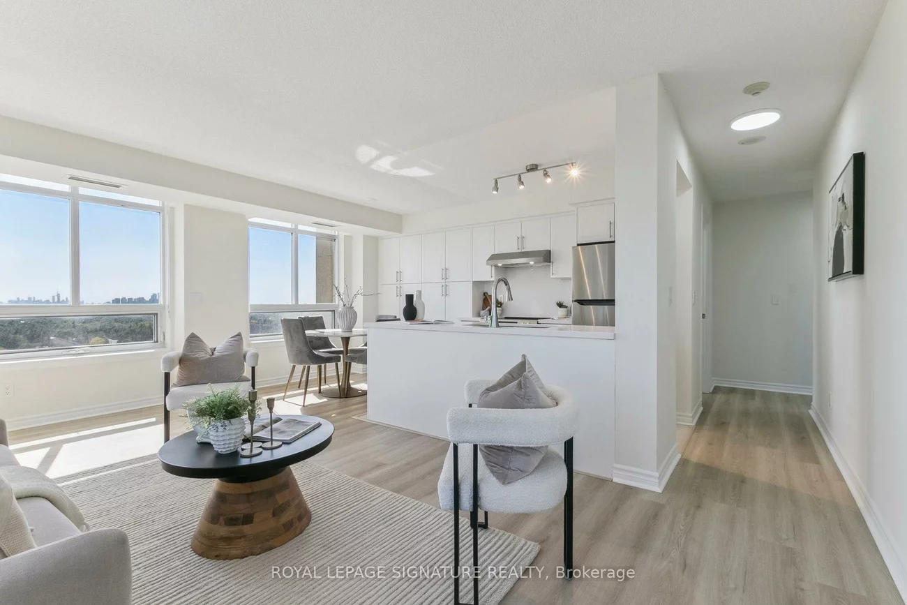 18, Kenaston, Bayview Village, Toronto