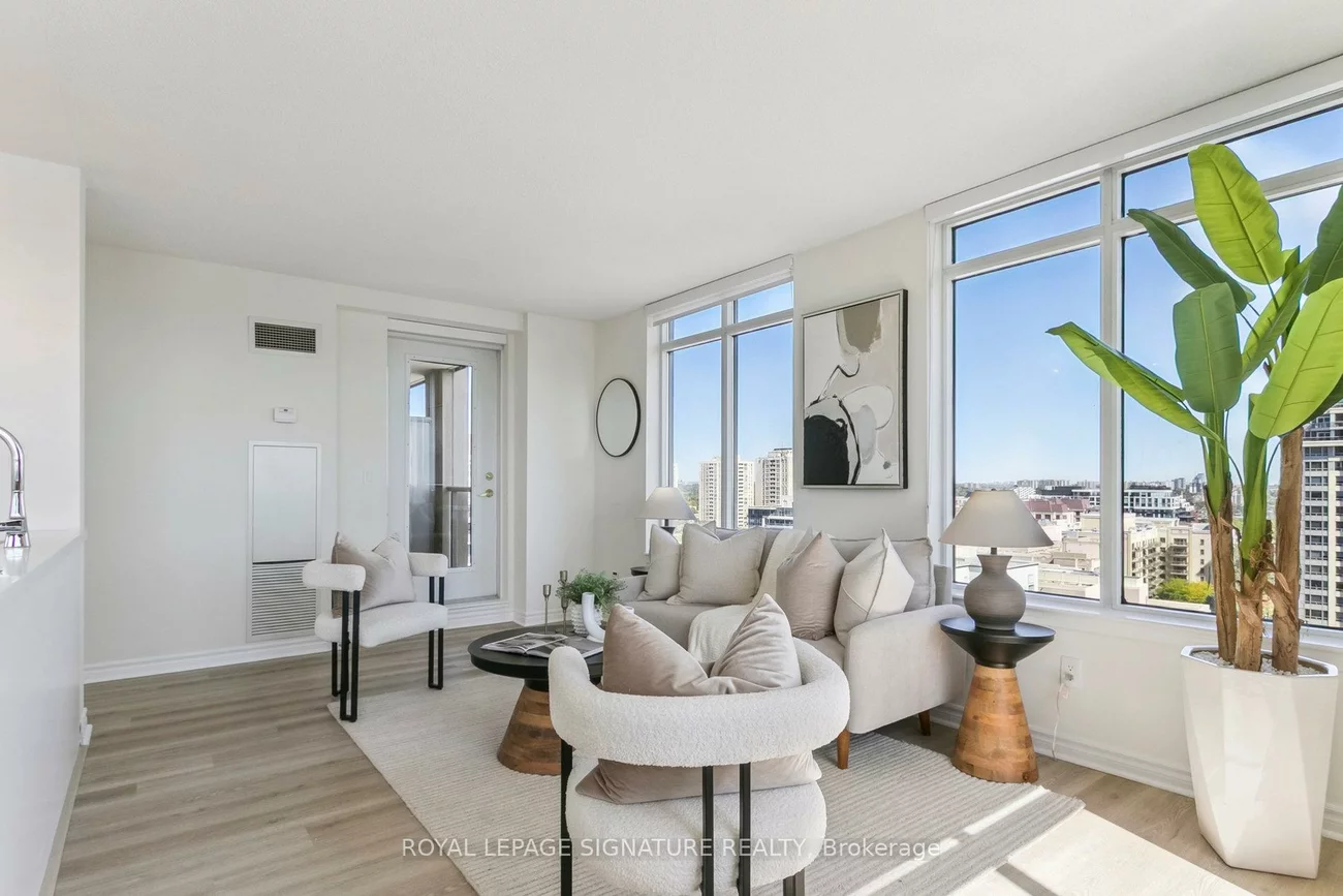 18, Kenaston, Bayview Village, Toronto