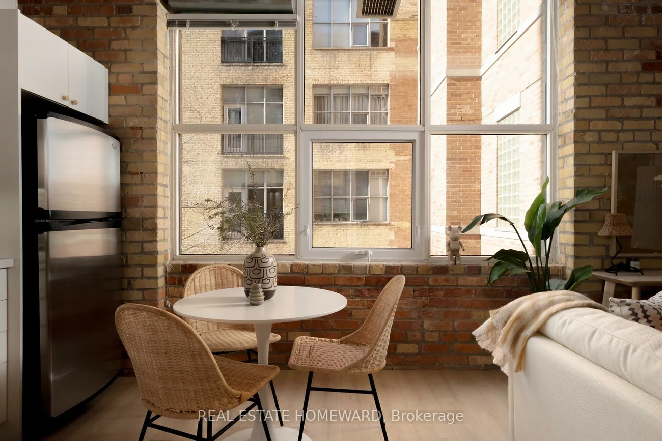 955, Queen, Niagara, Toronto