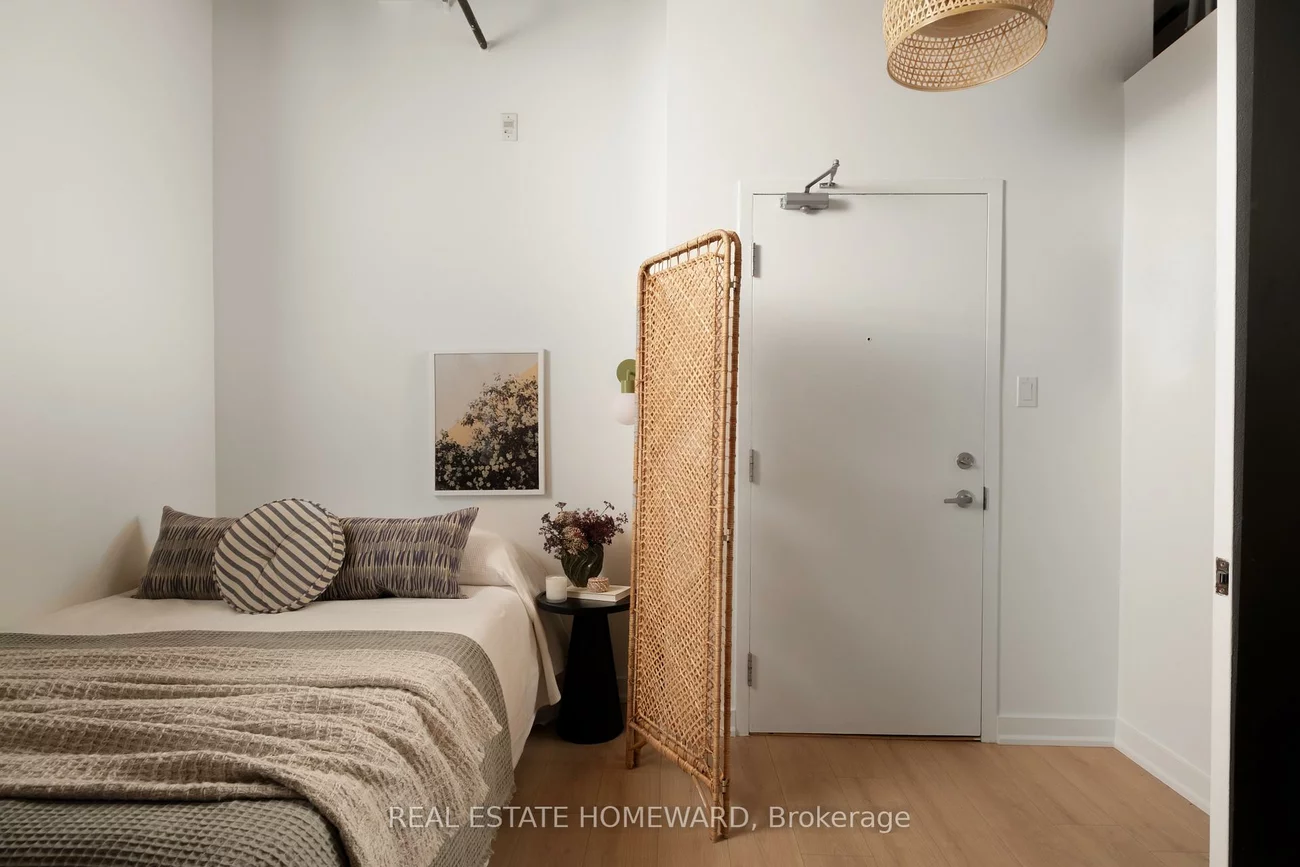 955, Queen, Niagara, Toronto