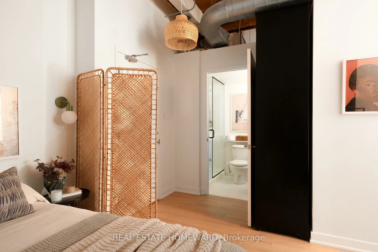 955, Queen, Niagara, Toronto