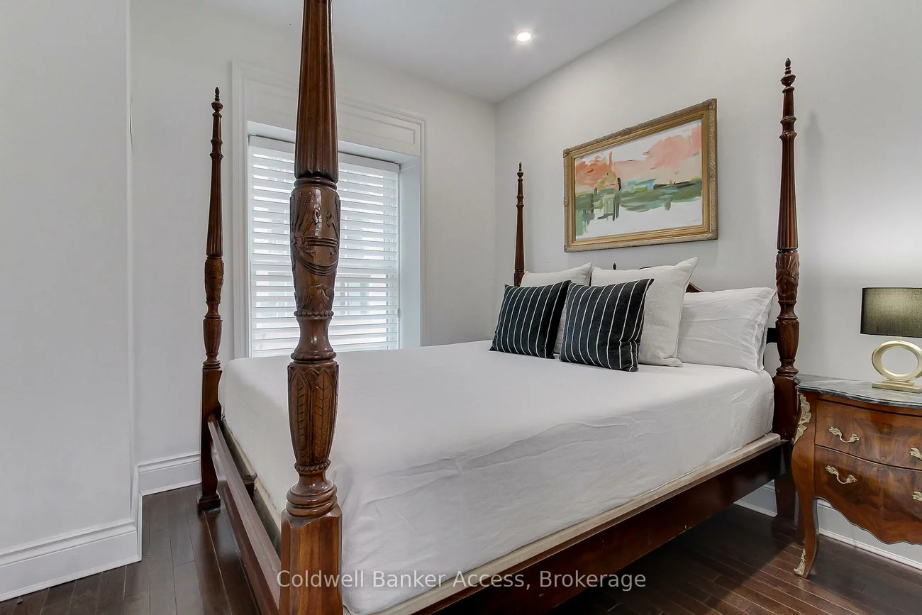 22, Leader, Church-Yonge Corridor, Toronto