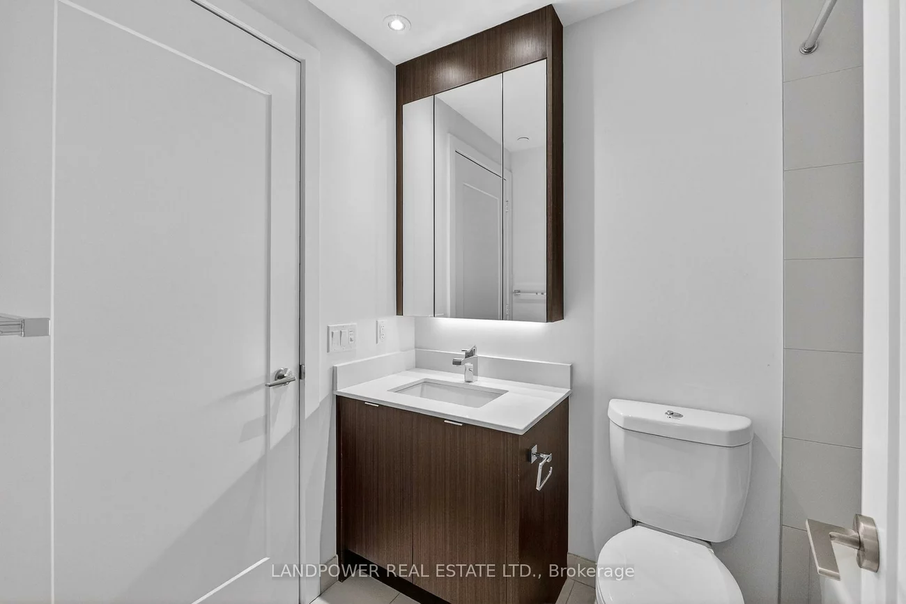 15, Merchants' Wharf, Waterfront Communities C8, Toronto