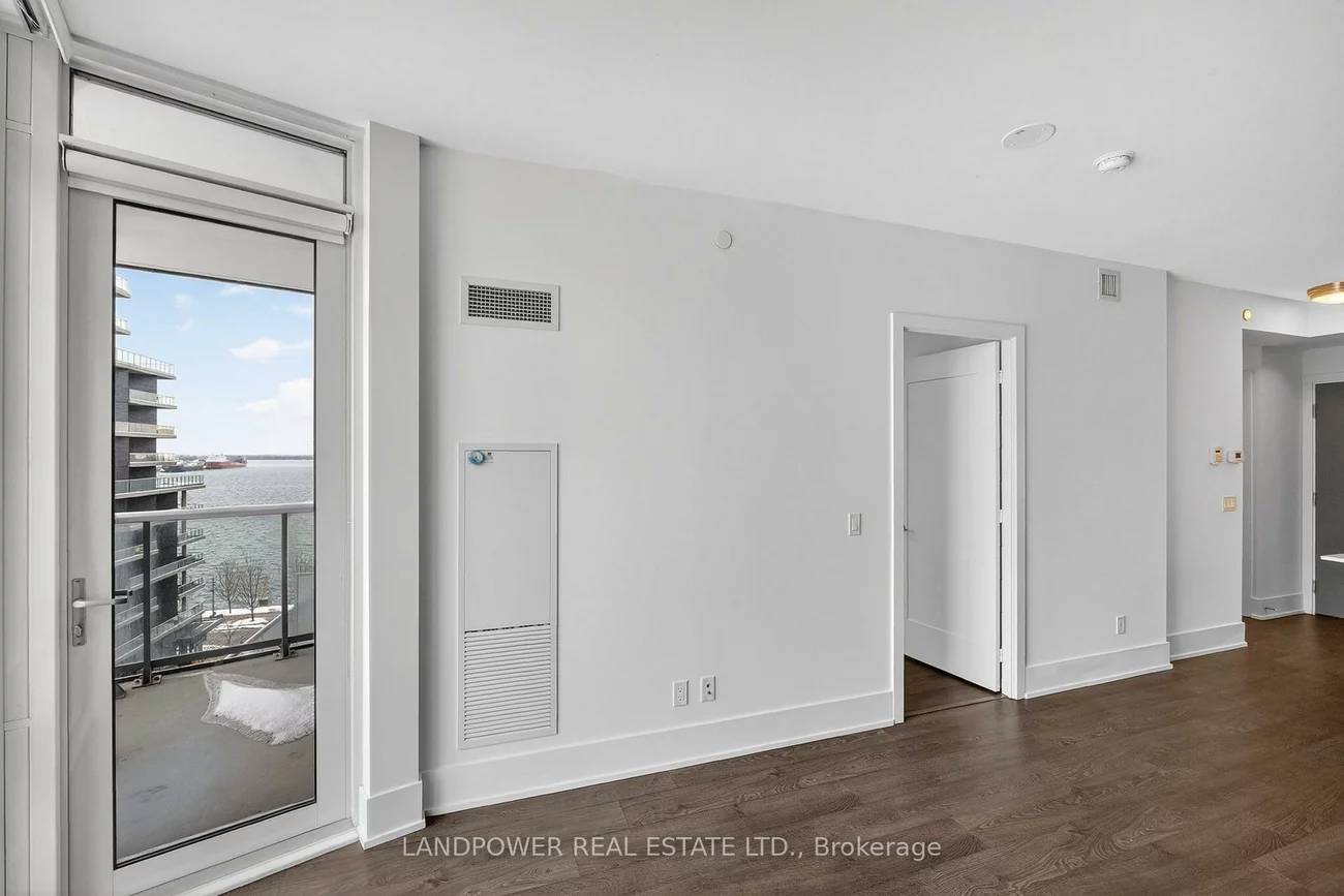 15, Merchants' Wharf, Waterfront Communities C8, Toronto