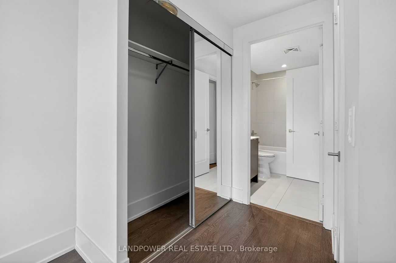 15, Merchants' Wharf, Waterfront Communities C8, Toronto