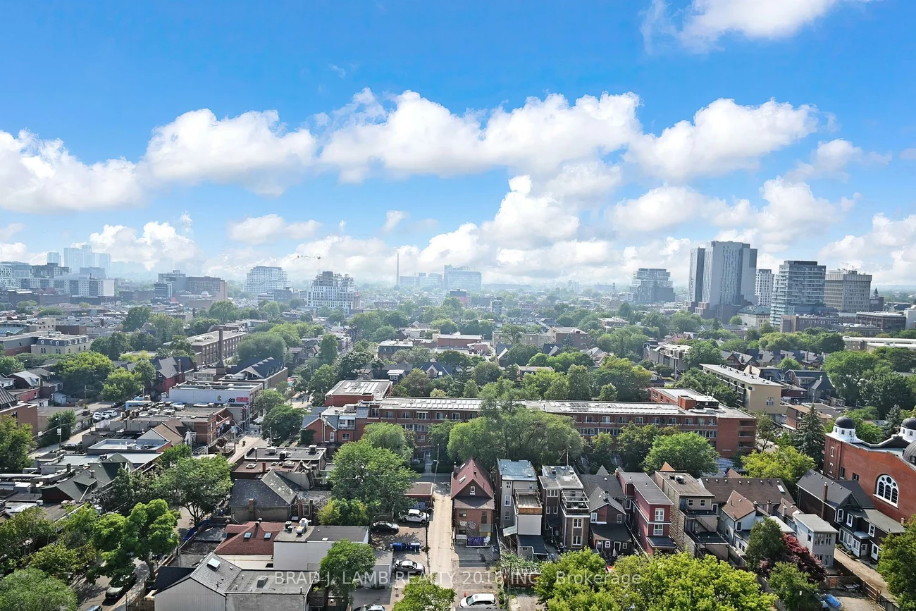 195, McCaul, Kensington-Chinatown, Toronto