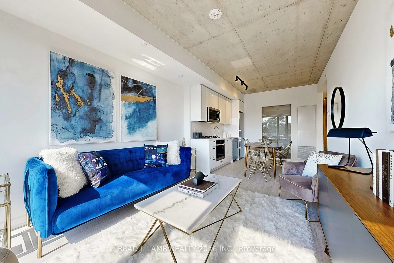 195, McCaul, Kensington-Chinatown, Toronto