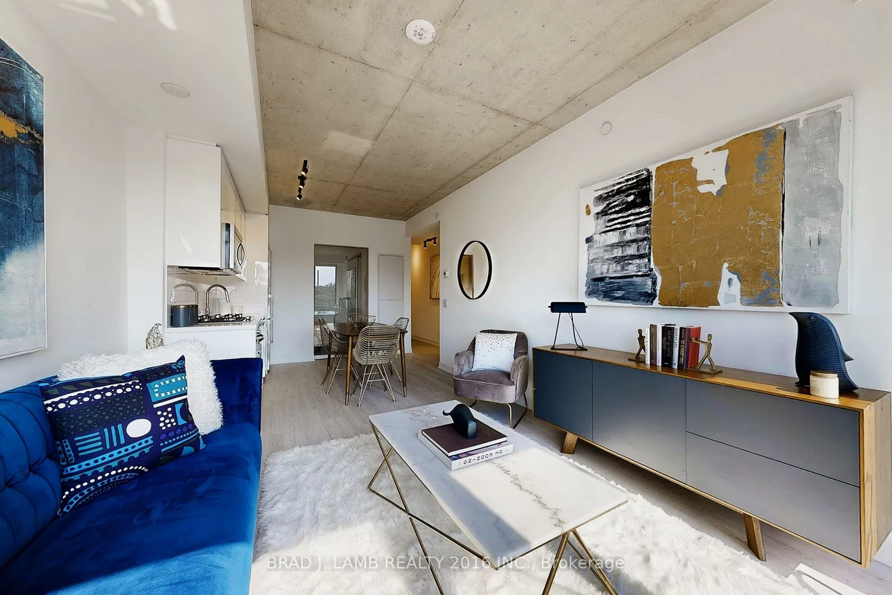 195, McCaul, Kensington-Chinatown, Toronto