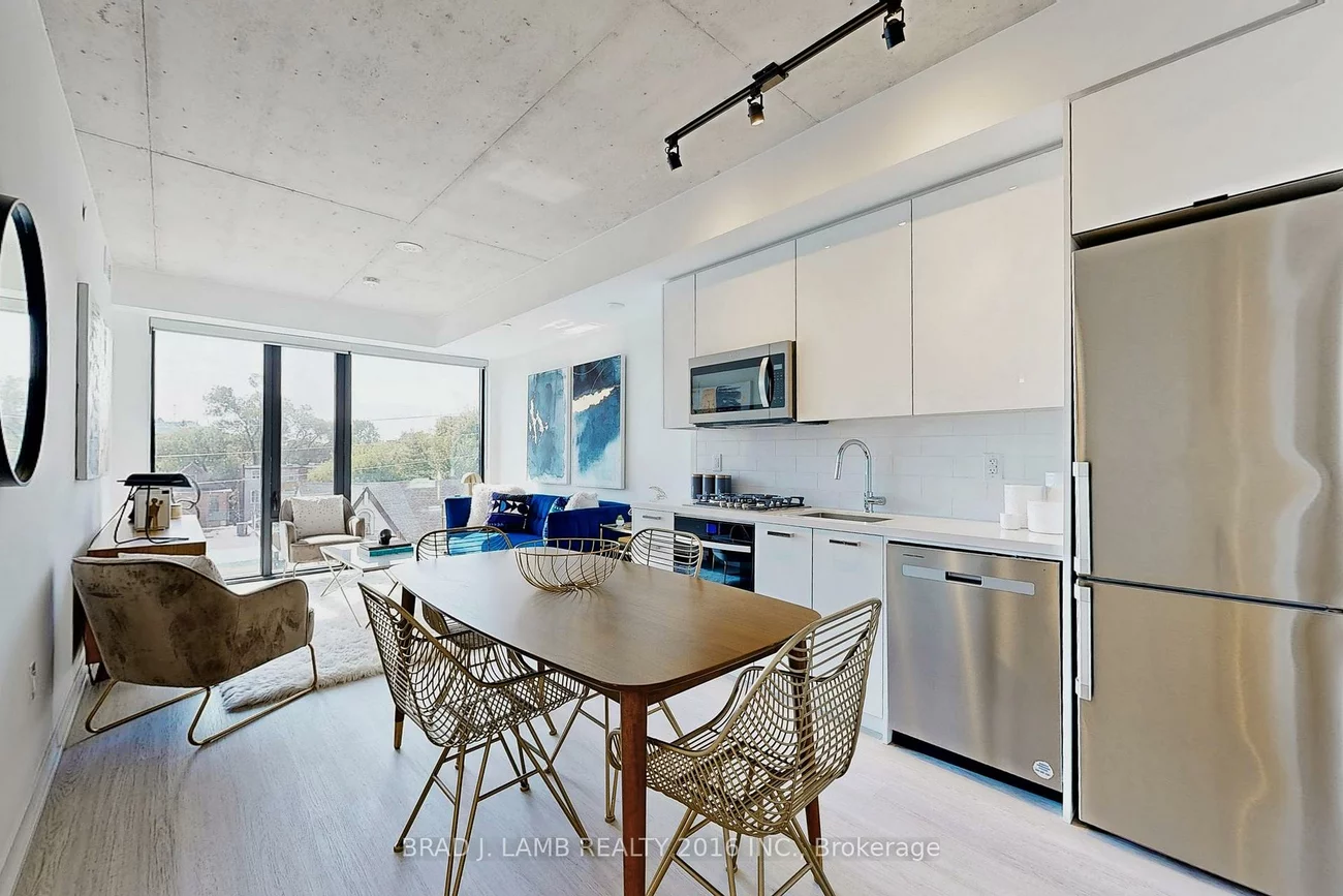 195, McCaul, Kensington-Chinatown, Toronto