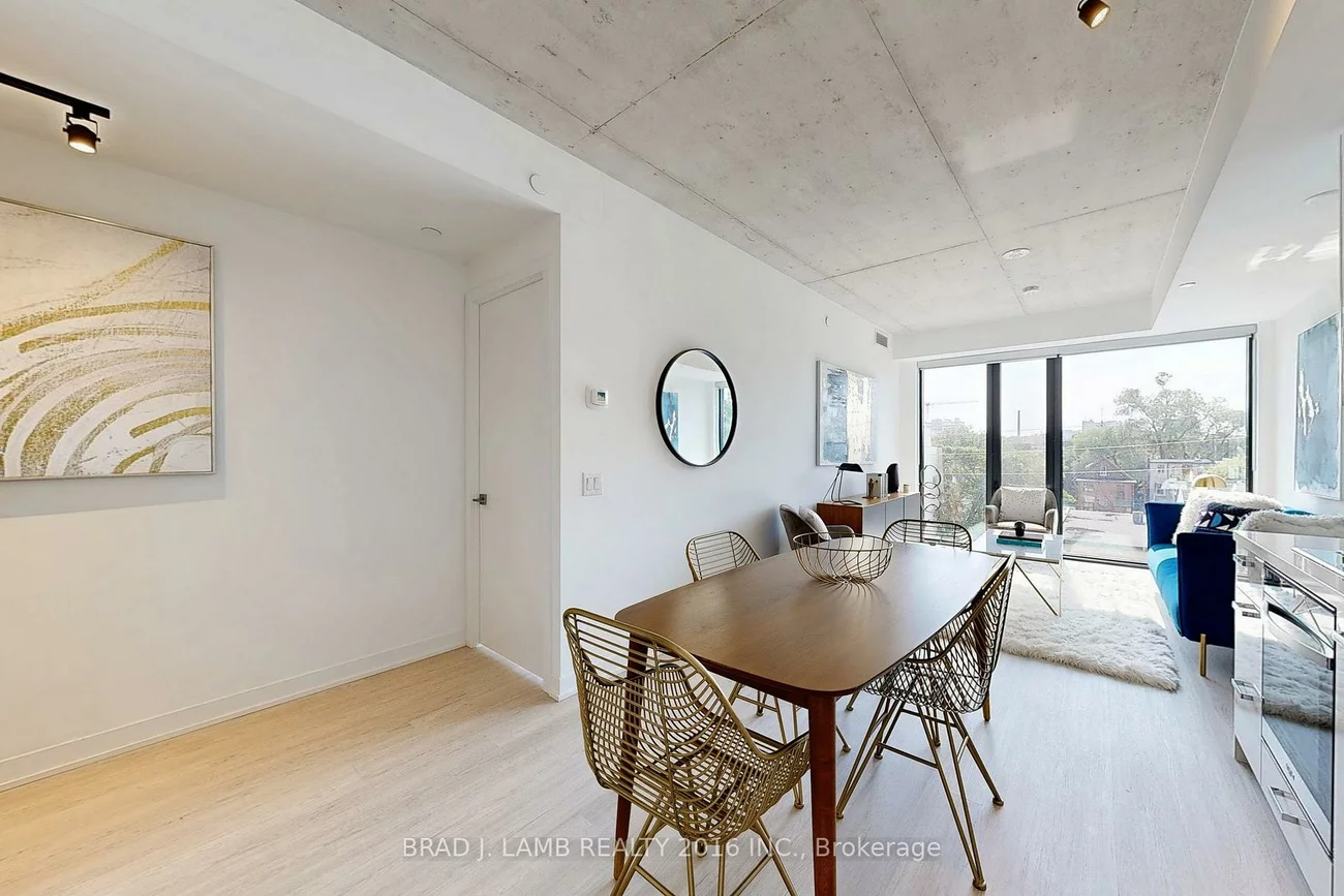 195, McCaul, Kensington-Chinatown, Toronto