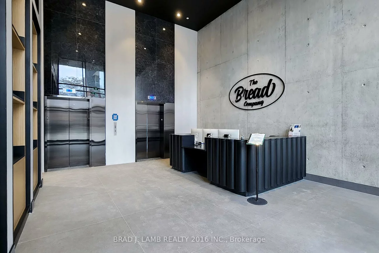 195, McCaul, Kensington-Chinatown, Toronto