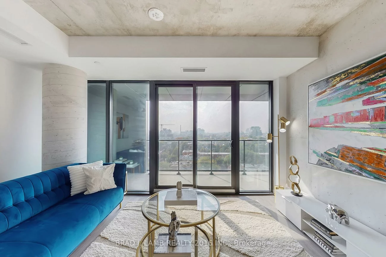 195, McCaul, Kensington-Chinatown, Toronto