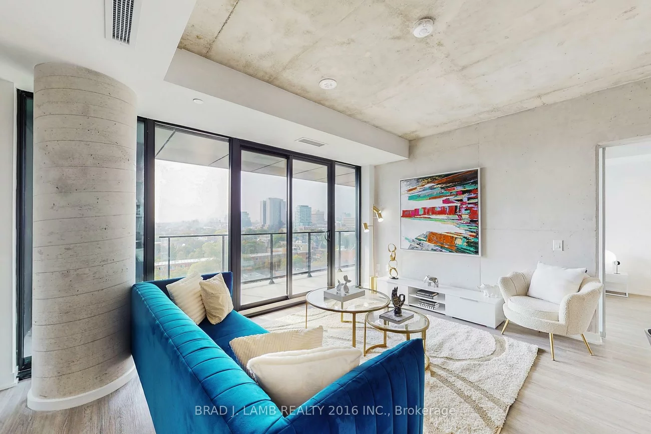 195, McCaul, Kensington-Chinatown, Toronto