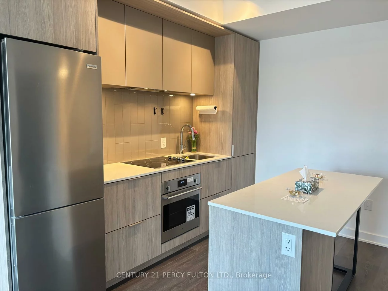 130, River, Regent Park, Toronto