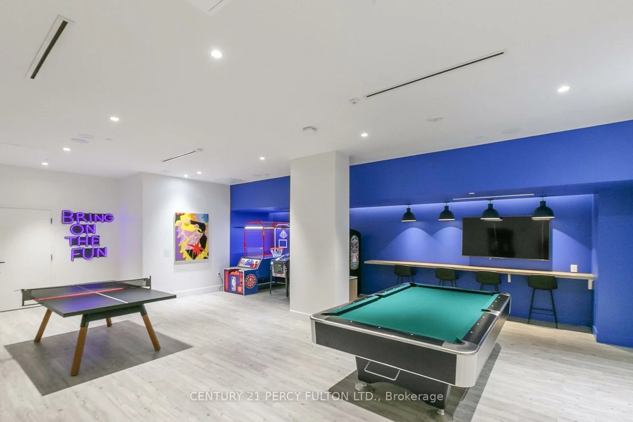 130, River, Regent Park, Toronto