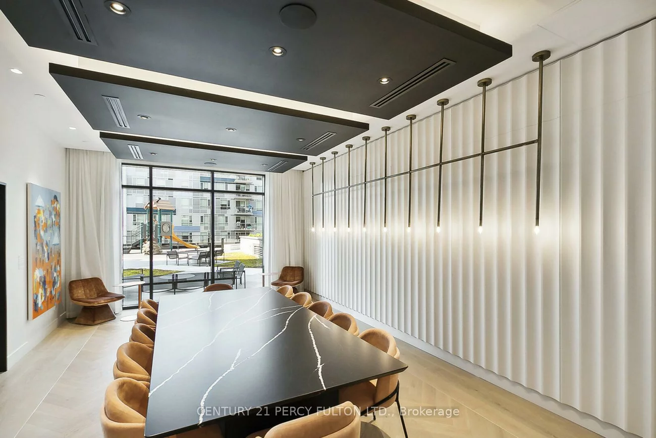 130, River, Regent Park, Toronto