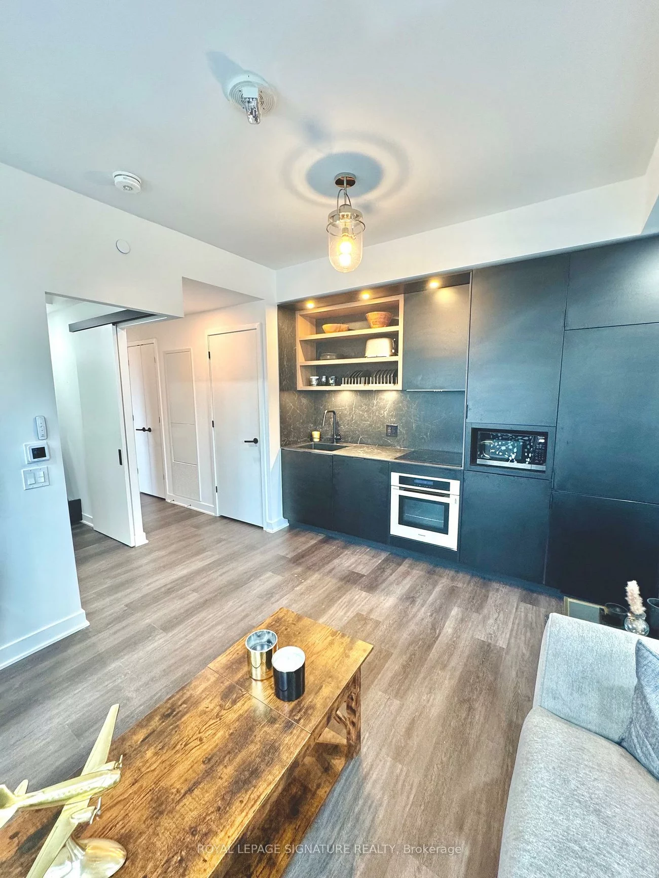 55, Charles, Church-Yonge Corridor, Toronto