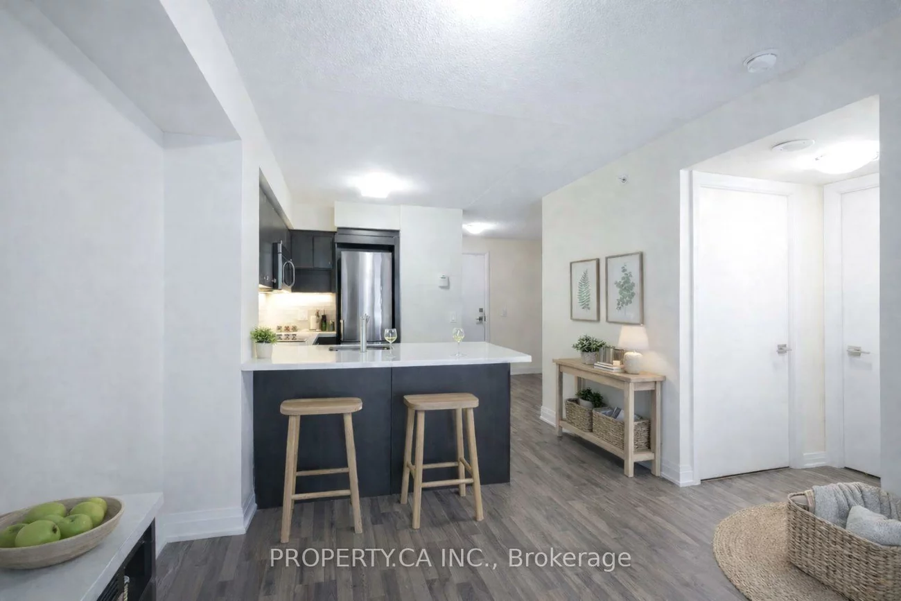 565, Wilson, Clanton Park, Toronto