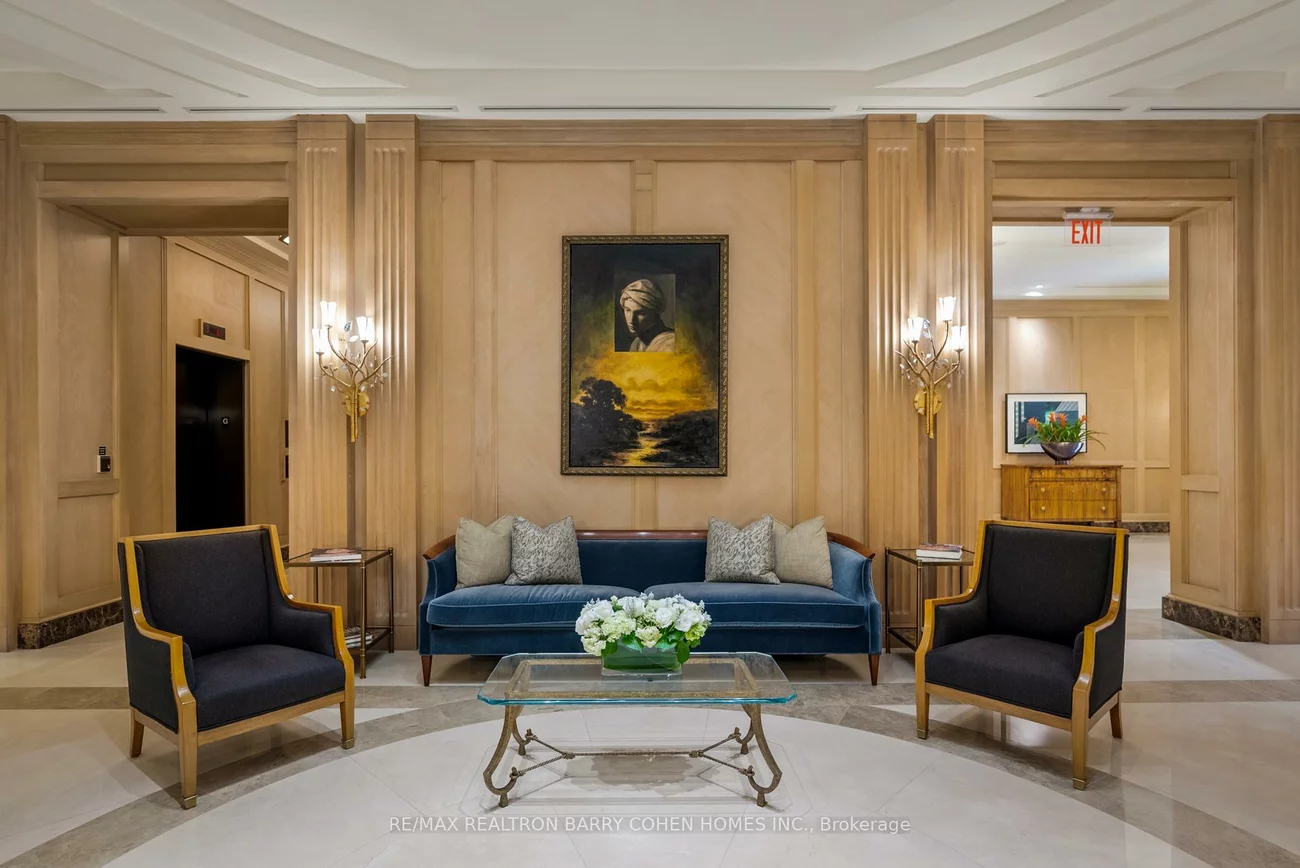 1, St Thomas, Bay Street Corridor, Toronto