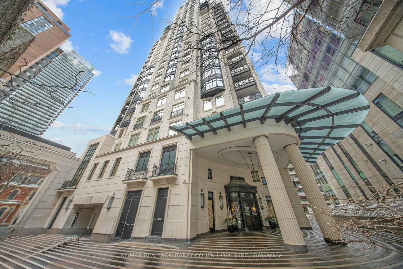 1, St Thomas, Bay Street Corridor, Toronto