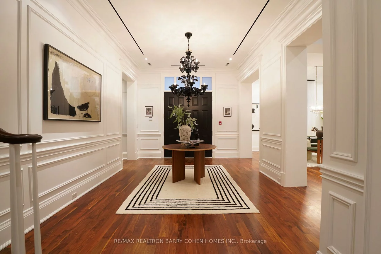 1, St Thomas, Bay Street Corridor, Toronto