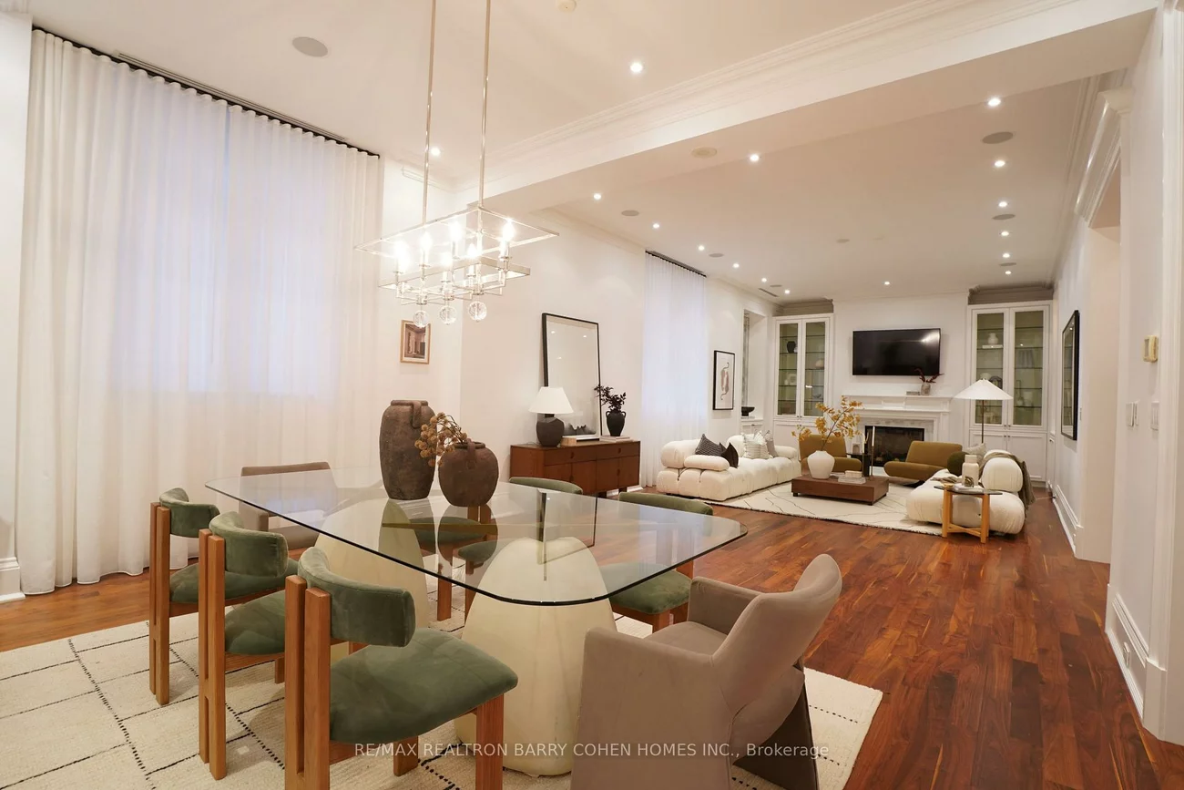 1, St Thomas, Bay Street Corridor, Toronto