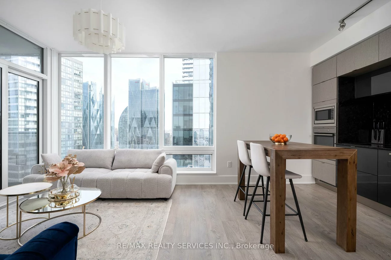 10, York, Waterfront Communities C1, Toronto