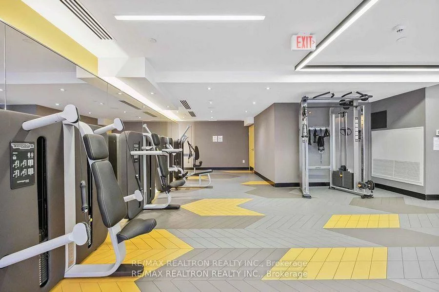 30, Roehampton, Mount Pleasant West, Toronto