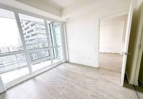 30, Roehampton, Mount Pleasant West, Toronto