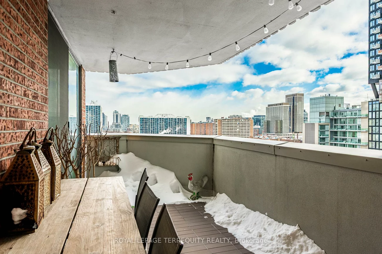 192, Jarvis, Church-Yonge Corridor, Toronto