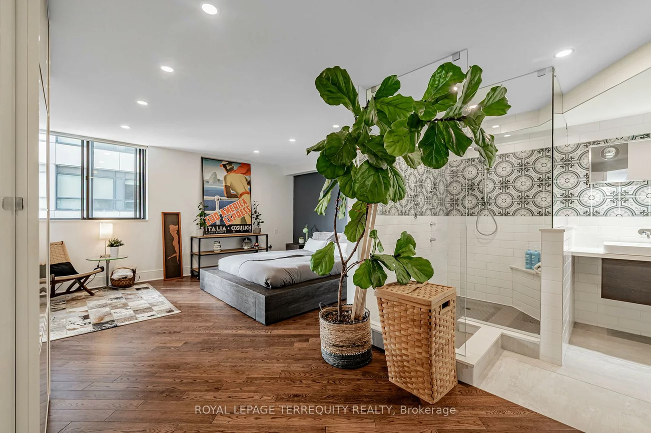 192, Jarvis, Church-Yonge Corridor, Toronto