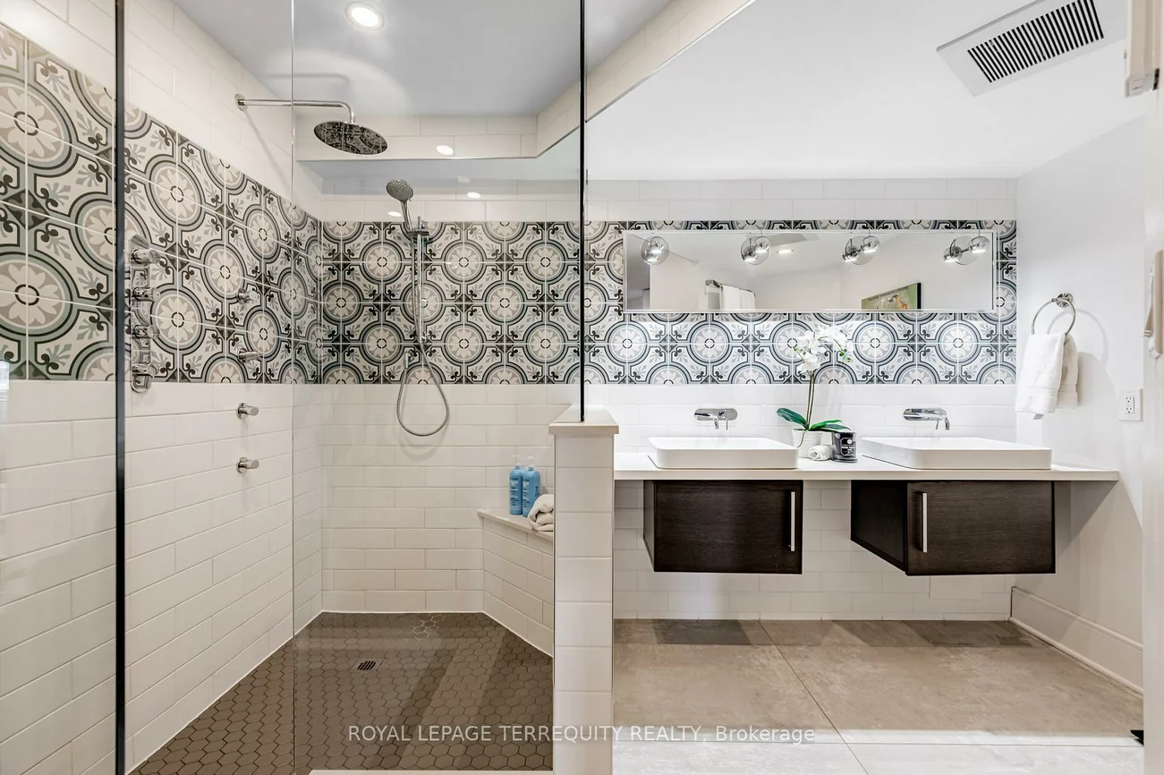 192, Jarvis, Church-Yonge Corridor, Toronto