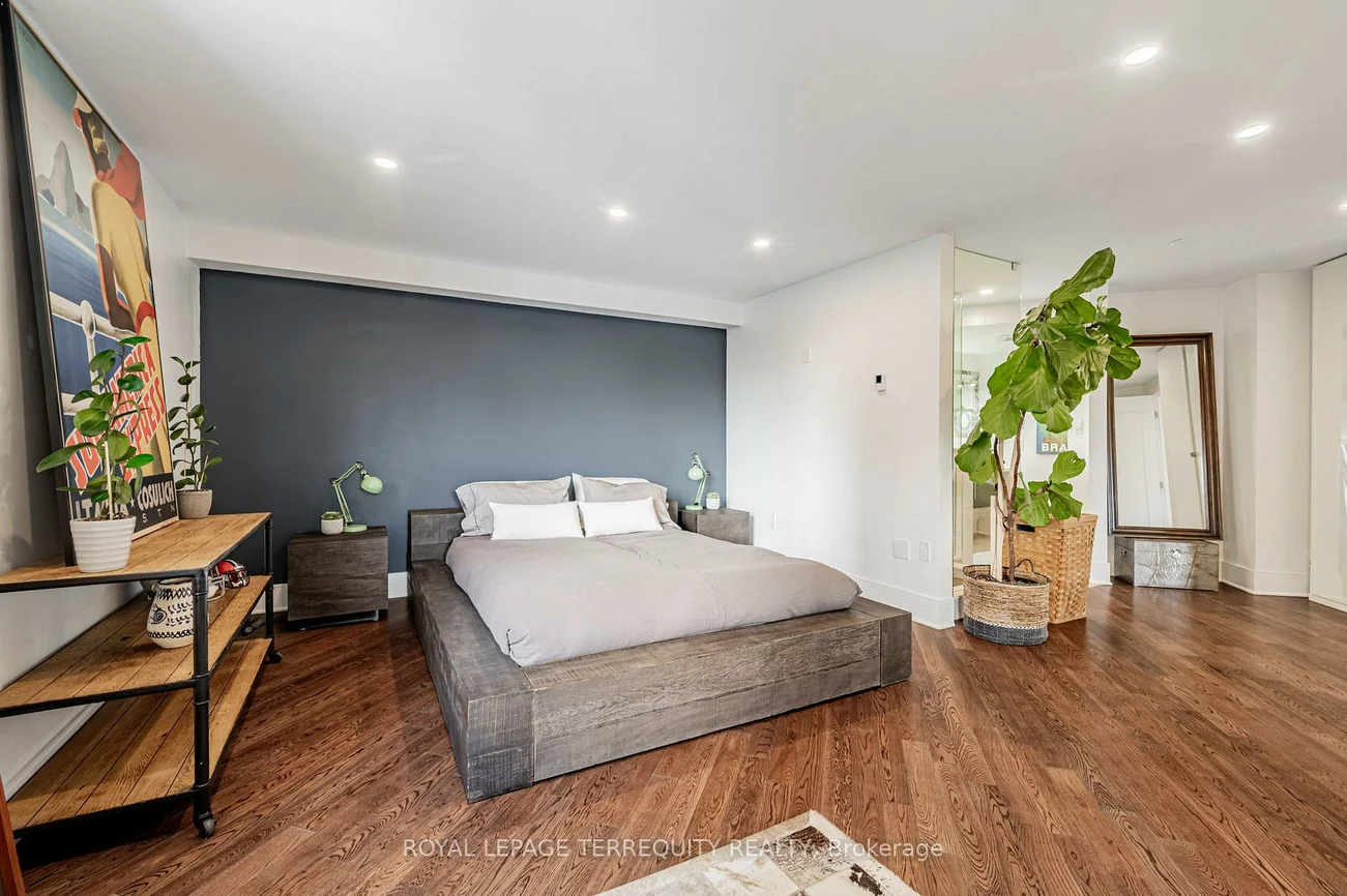 192, Jarvis, Church-Yonge Corridor, Toronto