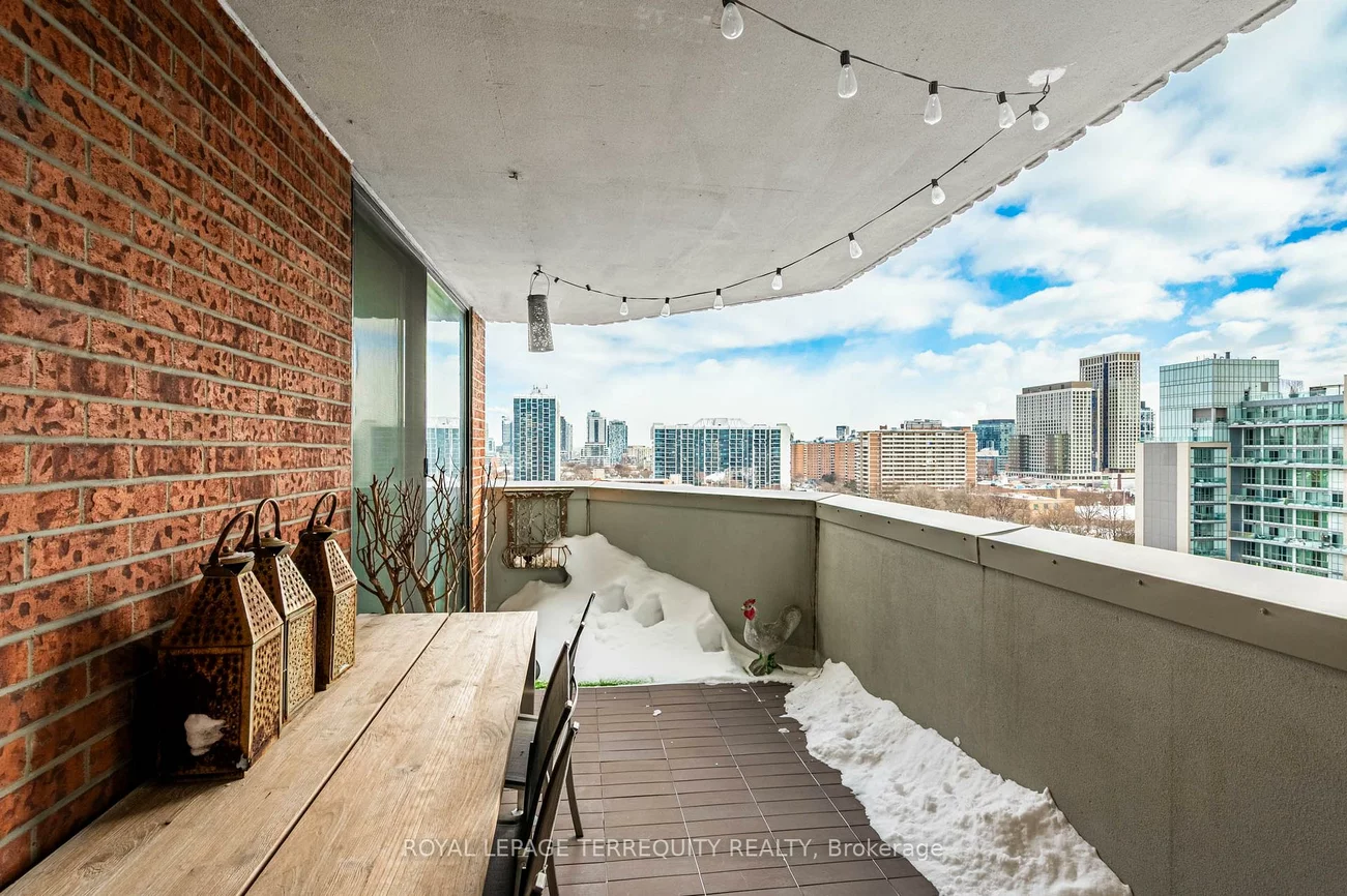 192, Jarvis, Church-Yonge Corridor, Toronto