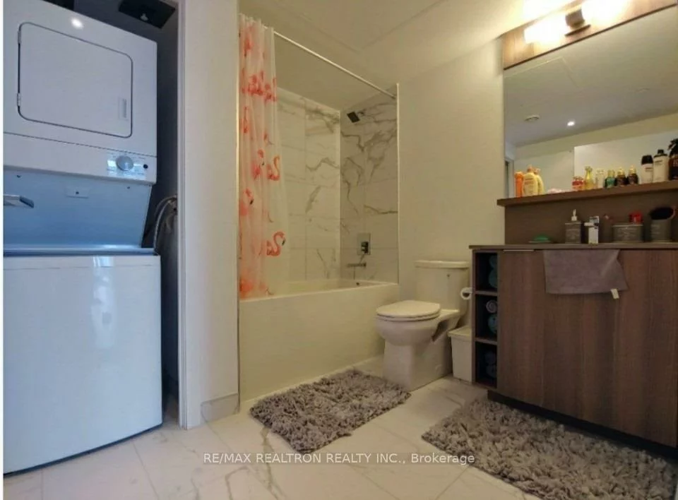 85, Wood, Church-Yonge Corridor, Toronto