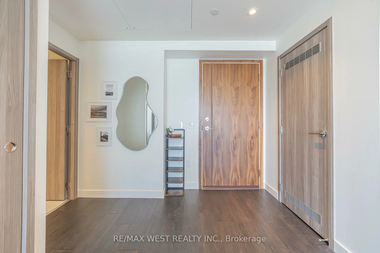 95, Mcmahon, Bayview Village, Toronto