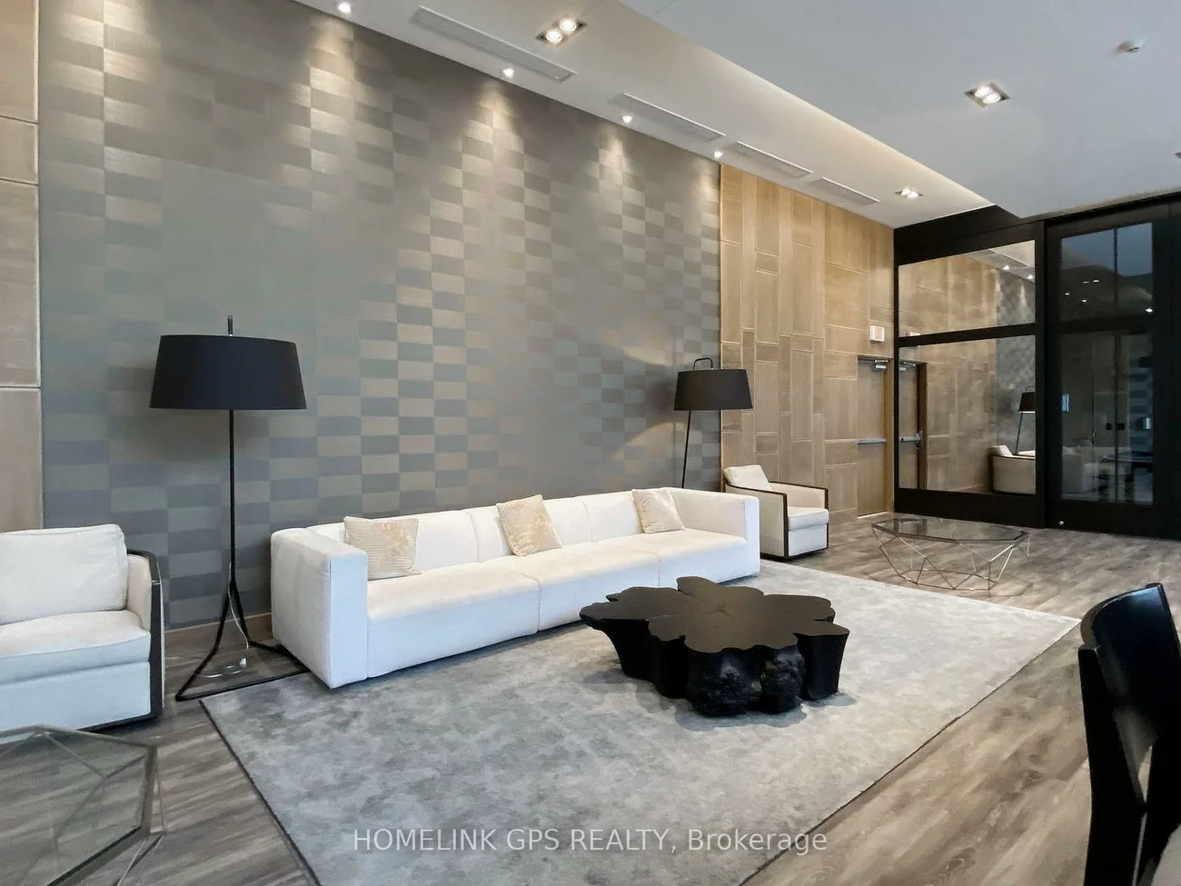 160, Vanderhoof, Thorncliffe Park, Toronto