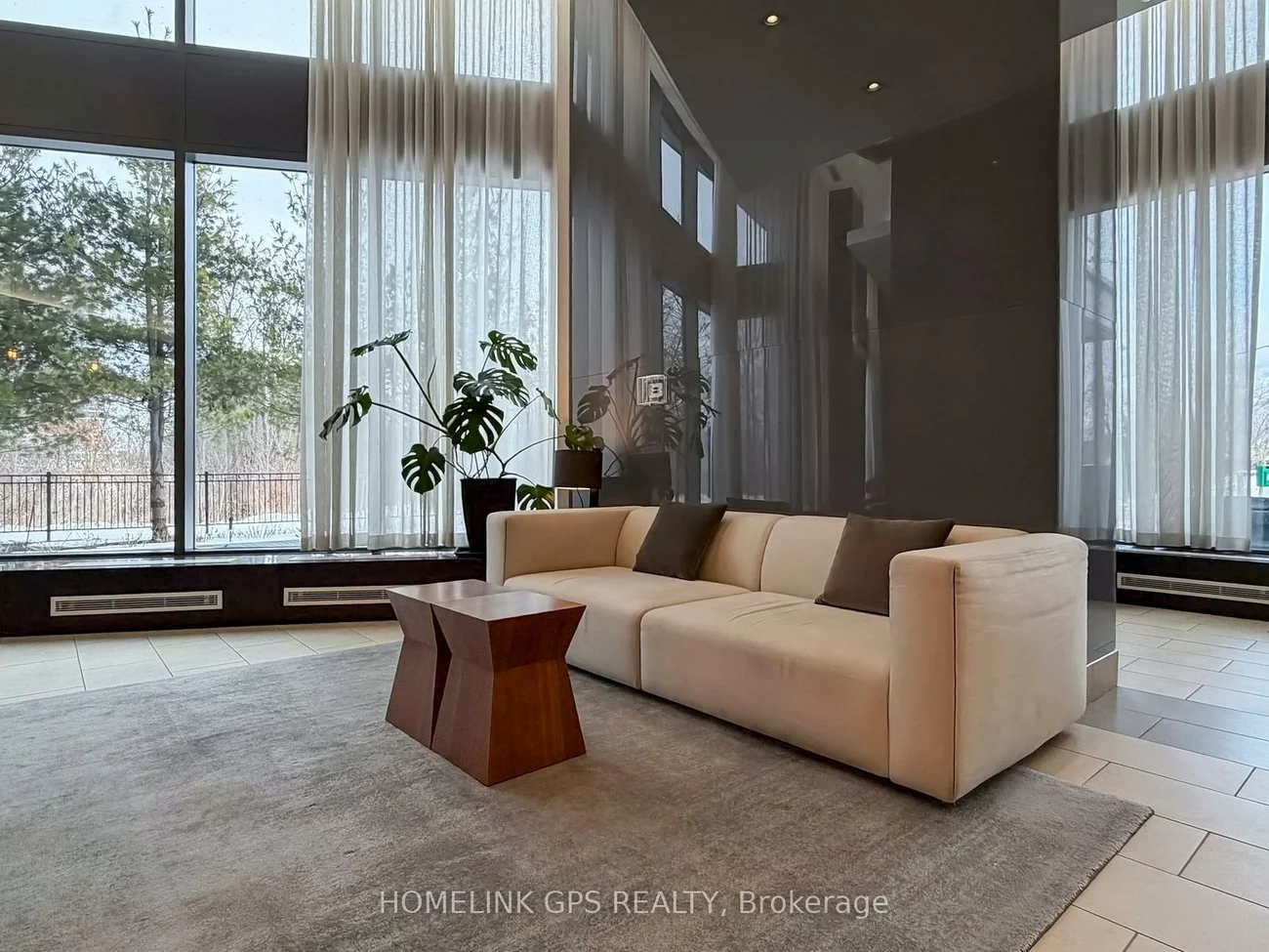 160, Vanderhoof, Thorncliffe Park, Toronto