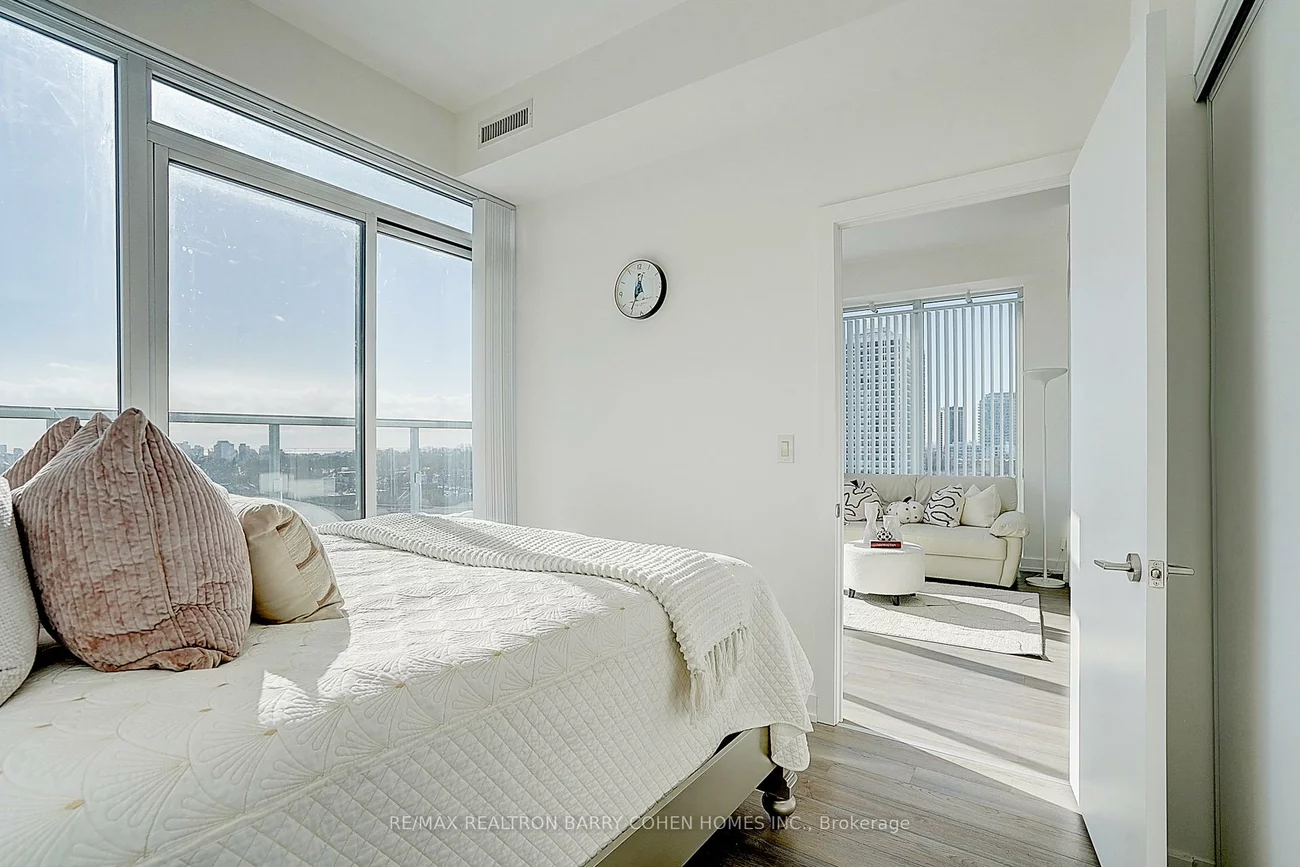 6, Parkwood, Casa Loma, Toronto