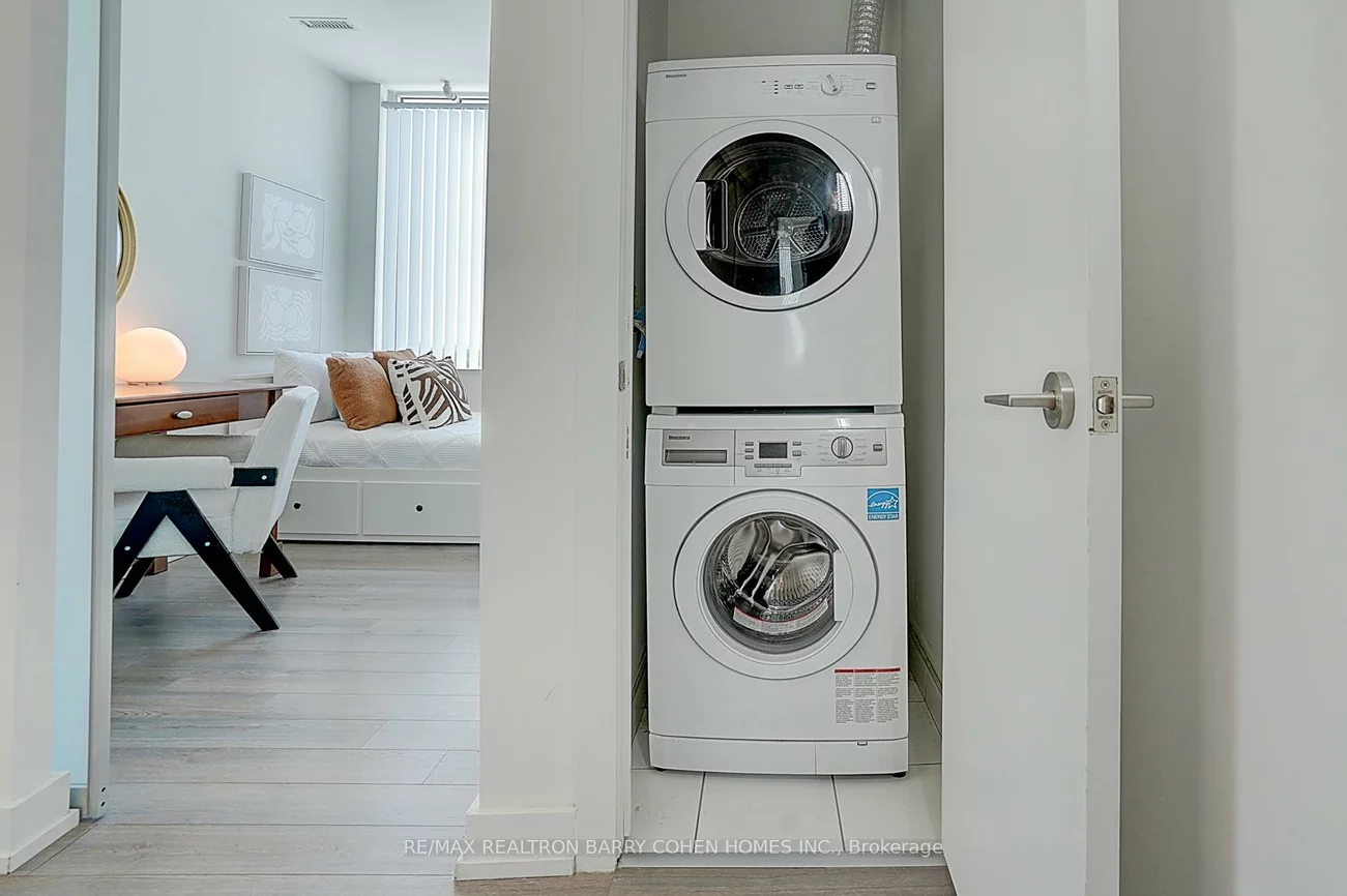 6, Parkwood, Casa Loma, Toronto